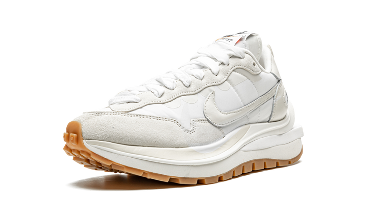 SACAI X NIKE VAPORWAFFLE WHITE SAIL