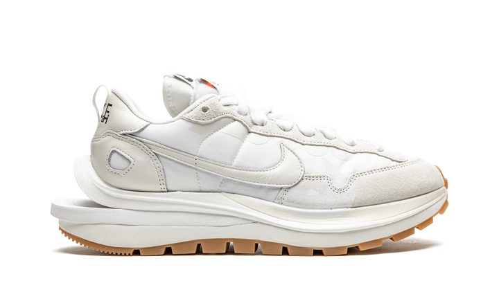 SACAI X NIKE VAPORWAFFLE WHITE SAIL