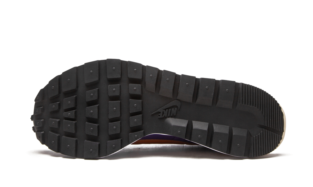 NIKE SACAI X VAPORWAFFLE DARK IRIS