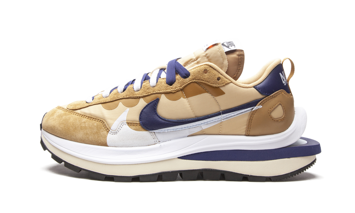 NIKE SACAI X VAPORWAFFLE TAN NAVY