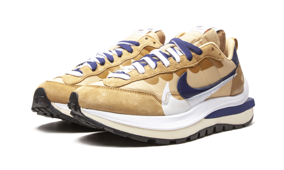 NIKE SACAI X VAPORWAFFLE TAN NAVY
