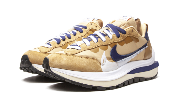 NIKE SACAI X VAPORWAFFLE TAN NAVY