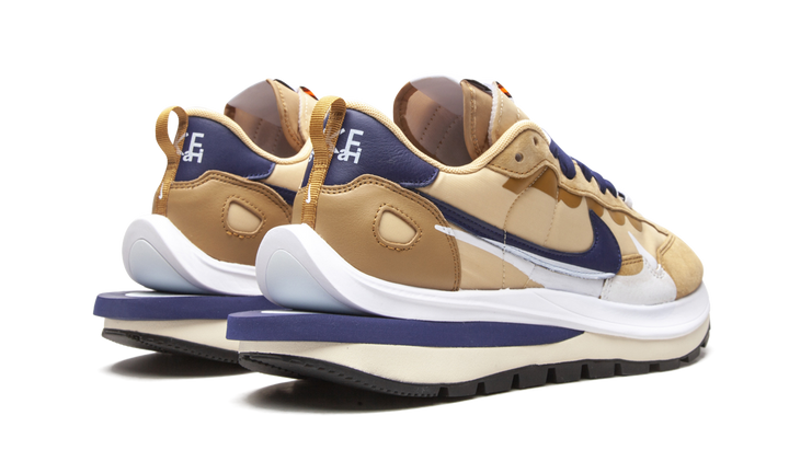 NIKE SACAI X VAPORWAFFLE TAN NAVY