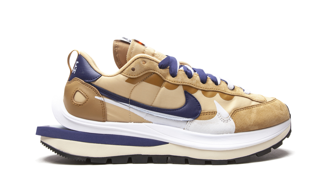 NIKE SACAI X VAPORWAFFLE TAN NAVY