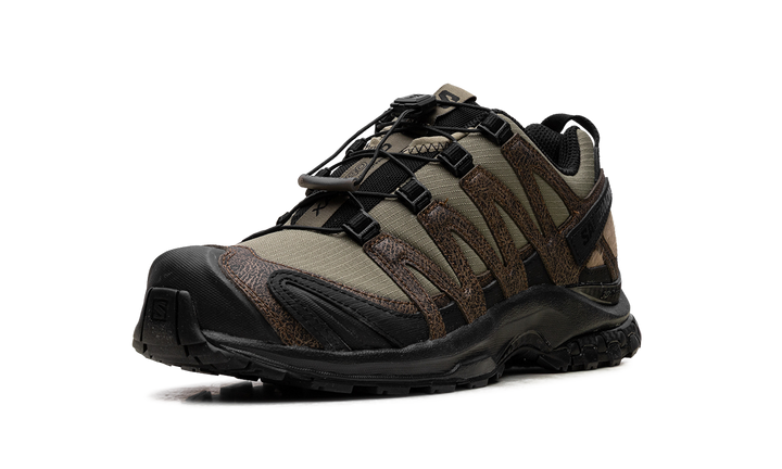 SALOMON XA PRO 3D DISTRESSED LEATHER DARK EARTH BLACK