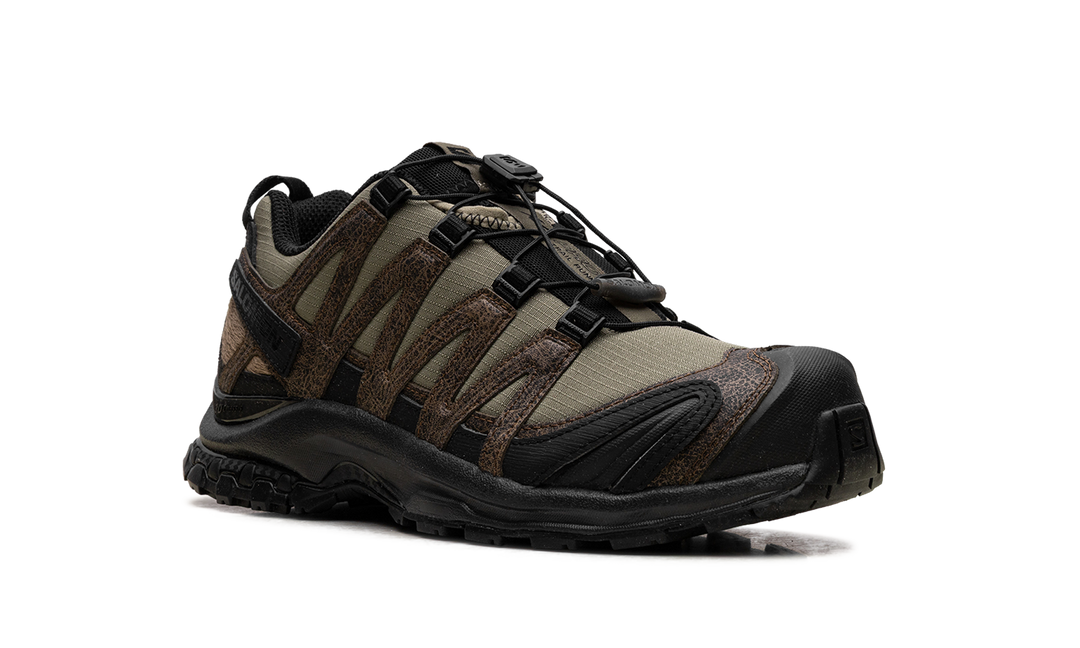 SALOMON XA PRO 3D DISTRESSED LEATHER DARK EARTH BLACK