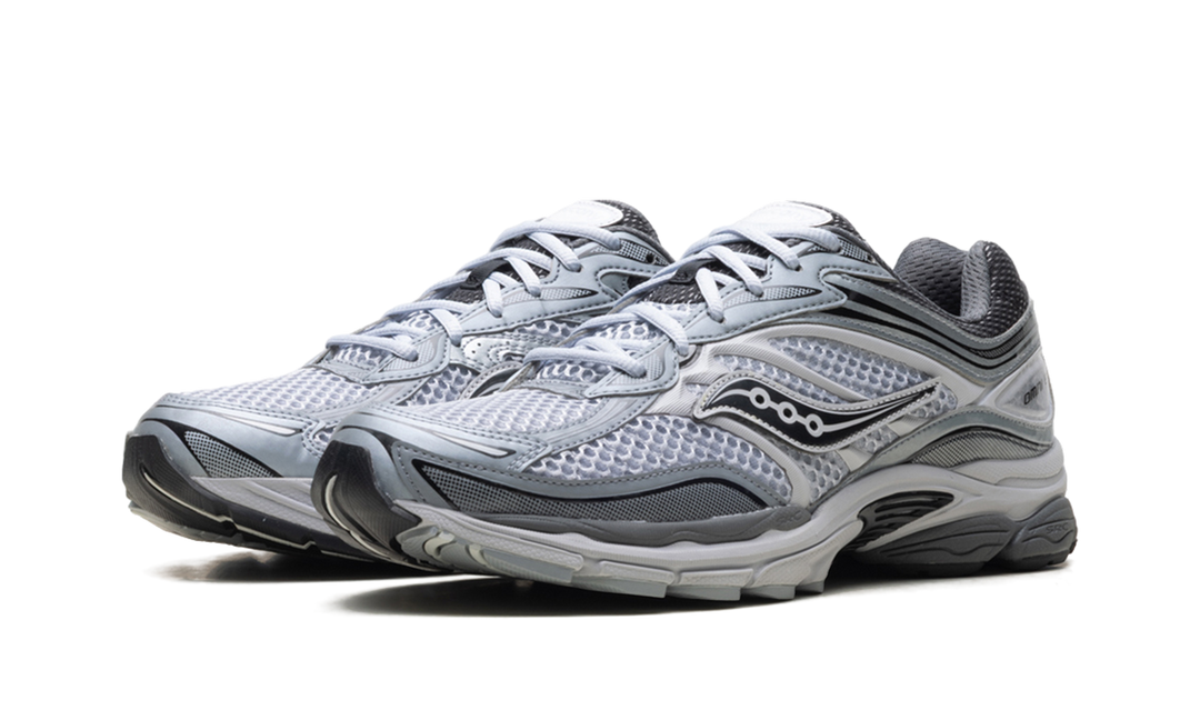 SAUCONY PROGRID OMNI 9 OG &