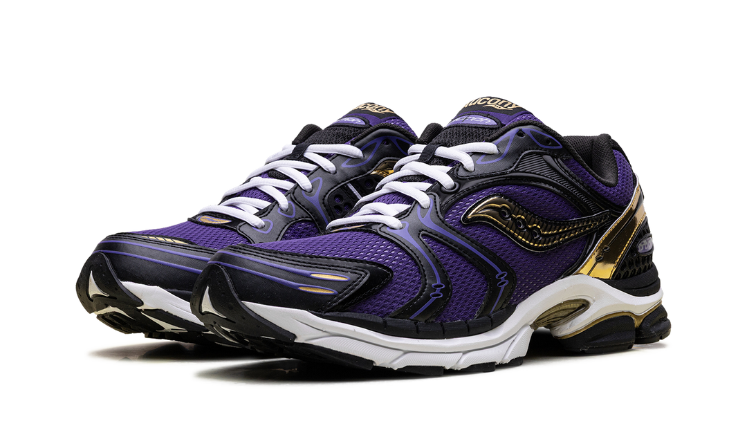 SAUCONY PROGRID TRIUMPH 4 CS LAKERS