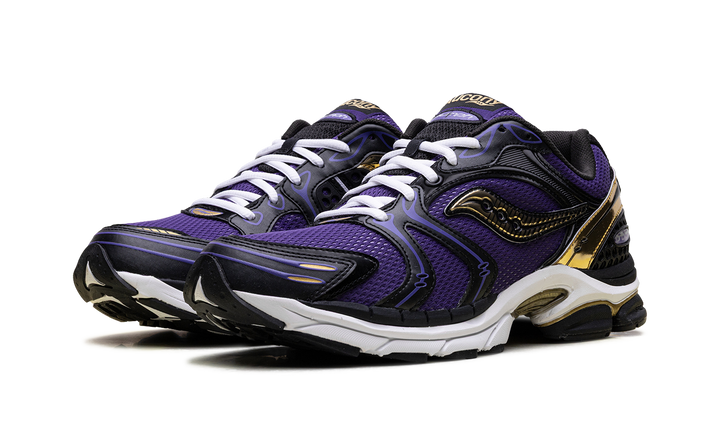 SAUCONY PROGRID TRIUMPH 4 CS LAKERS
