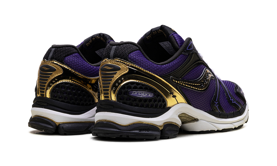 SAUCONY PROGRID TRIUMPH 4 CS LAKERS
