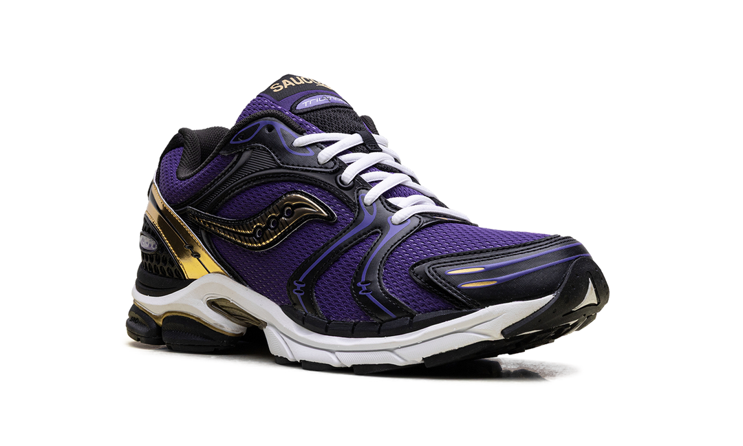 SAUCONY PROGRID TRIUMPH 4 CS LAKERS