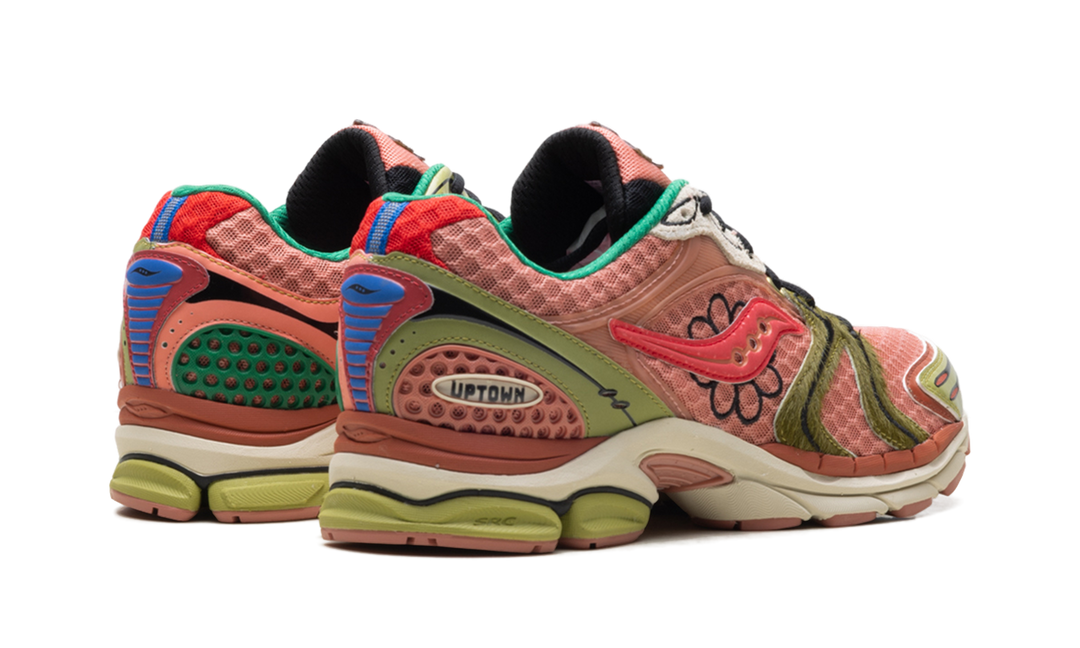 SAUCONY PROGRID TRIUMPH 4 JAE TIPS FLOWERS GROW UPTOWN VIRGINIA CREEPER