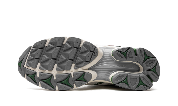SAUCONY PROGRID TRIUMPH 4 MINTED NY