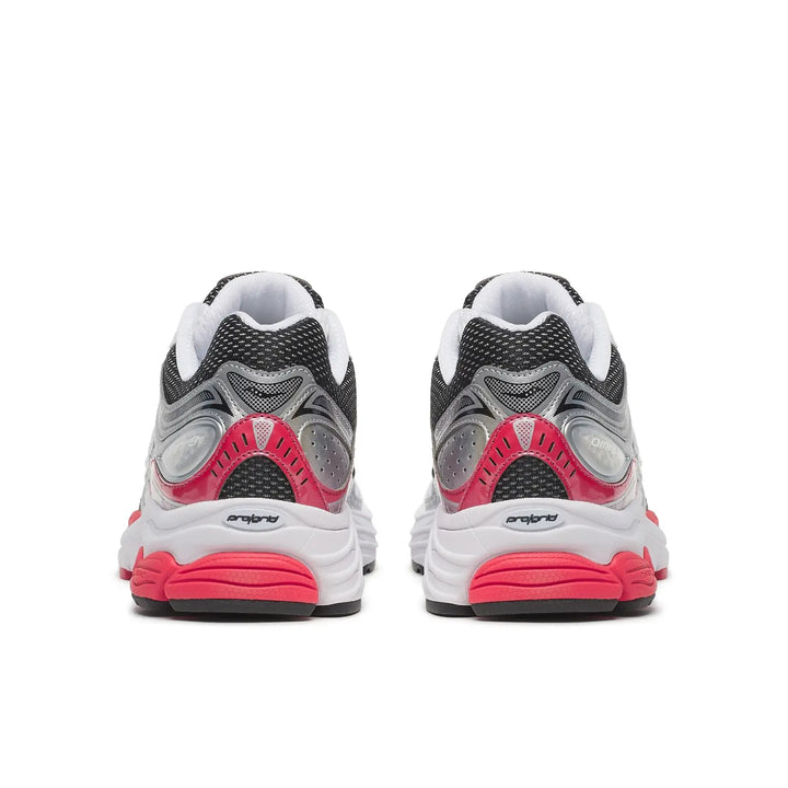 SAUCONY PROGRID OMNI 9 OG WHITE SILVER RED