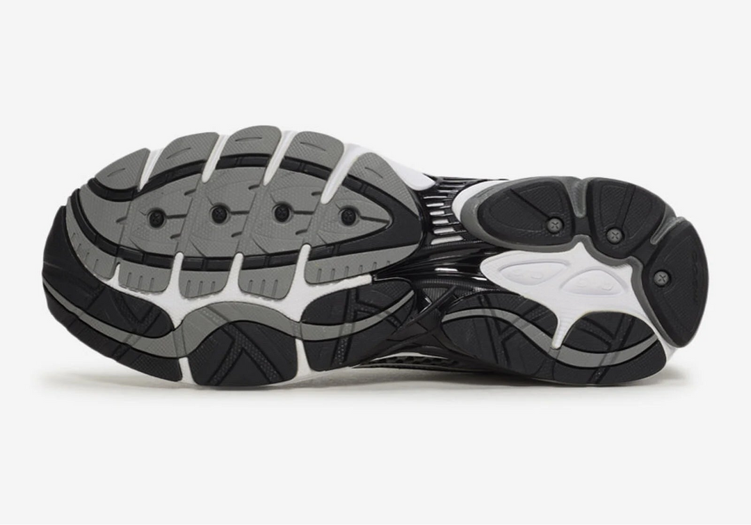 SAUCONY PROGRID OMNI 9 GREY SILVER BLACK