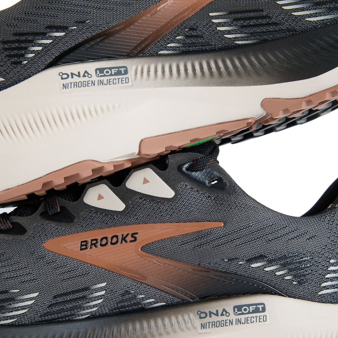 BROOKS GHOST TRAIL EBONY BLACK CLOVE