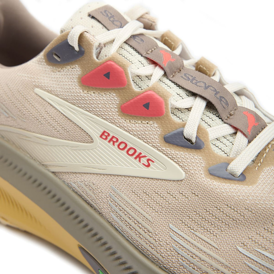 BROOKS X STAPLE GHOST TRAIL GREY PINK