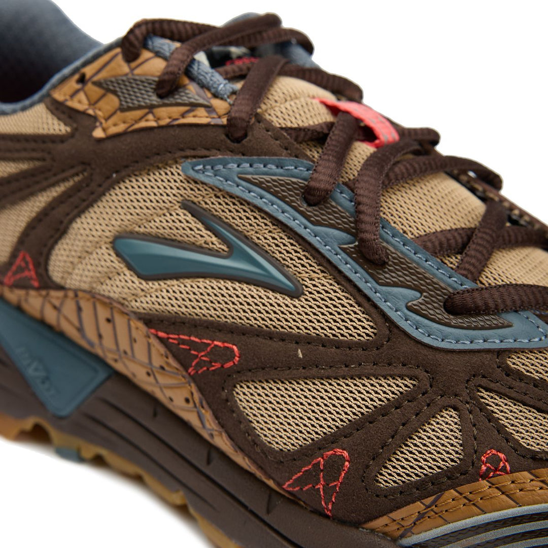 BROOKS X STAPLE CASCADIA 1 BROWN PINK BLUE