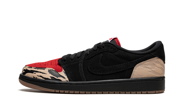 SOLEFLY X AIR JORDAN 1 RETRO LOW CARNIVORE