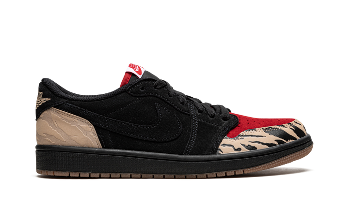SOLEFLY X AIR JORDAN 1 RETRO LOW CARNIVORE