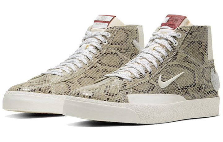 SOULLAND X NIKE SB BLAZER MID FRI.DAY 03