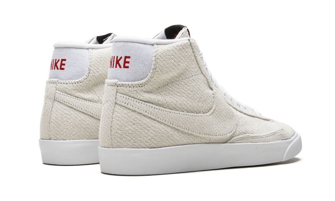 STRANGER THINGS X NIKE BLAZER MID QS SAIL