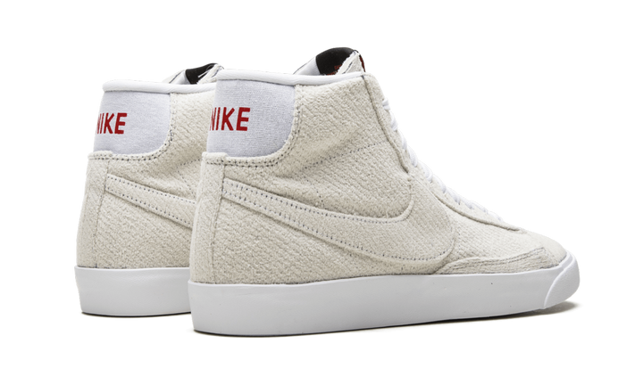 STRANGER THINGS X NIKE BLAZER MID QS SAIL