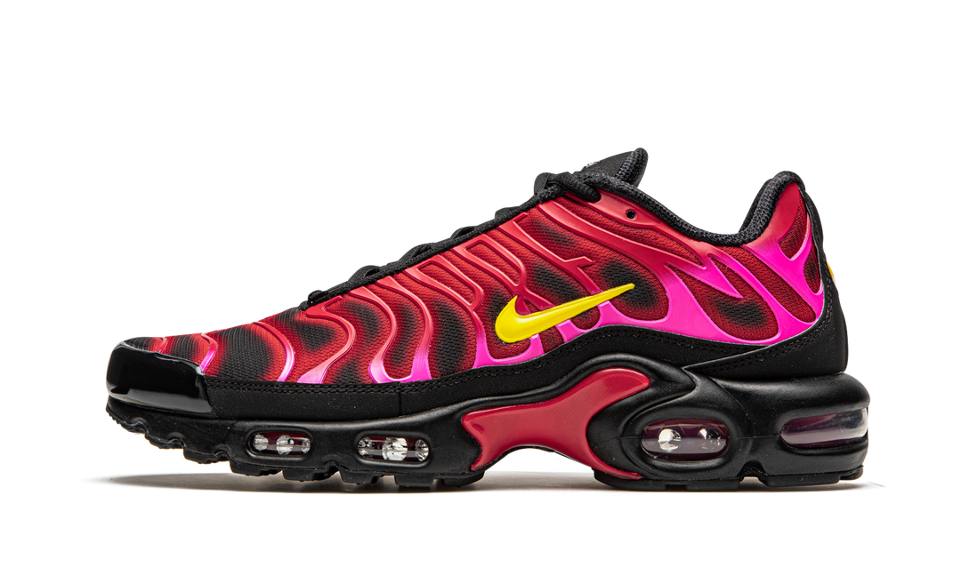 SUPREME NIKE AIR MAX PLUS RED