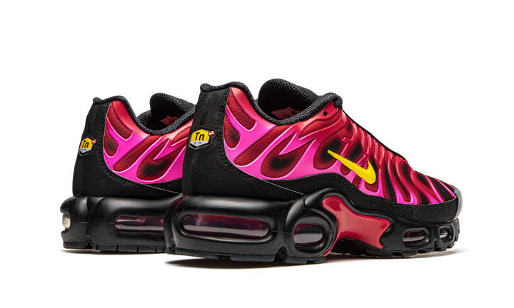 SUPREME NIKE AIR MAX PLUS RED