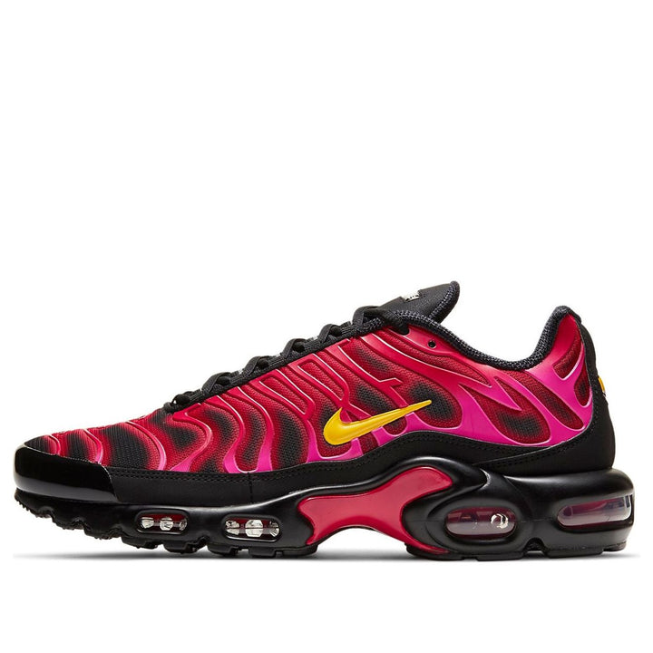 SUPREME NIKE AIR MAX PLUS RED