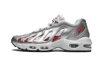 SUPREME X NIKE AIR MAX 96 SILVER BULLET — Stock