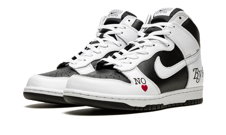 SUPREME X NIKE SB DUNK HIGH BY ANY MEANS BLACK