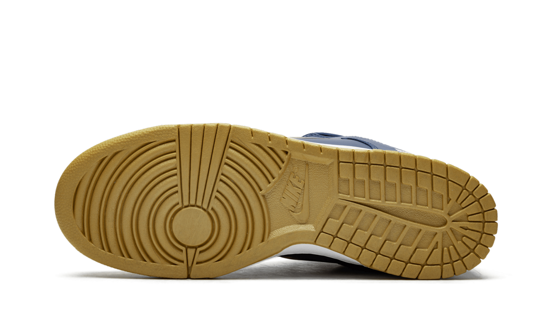 SUPREME X NIKE SB DUNK LOW GOLD NAVY