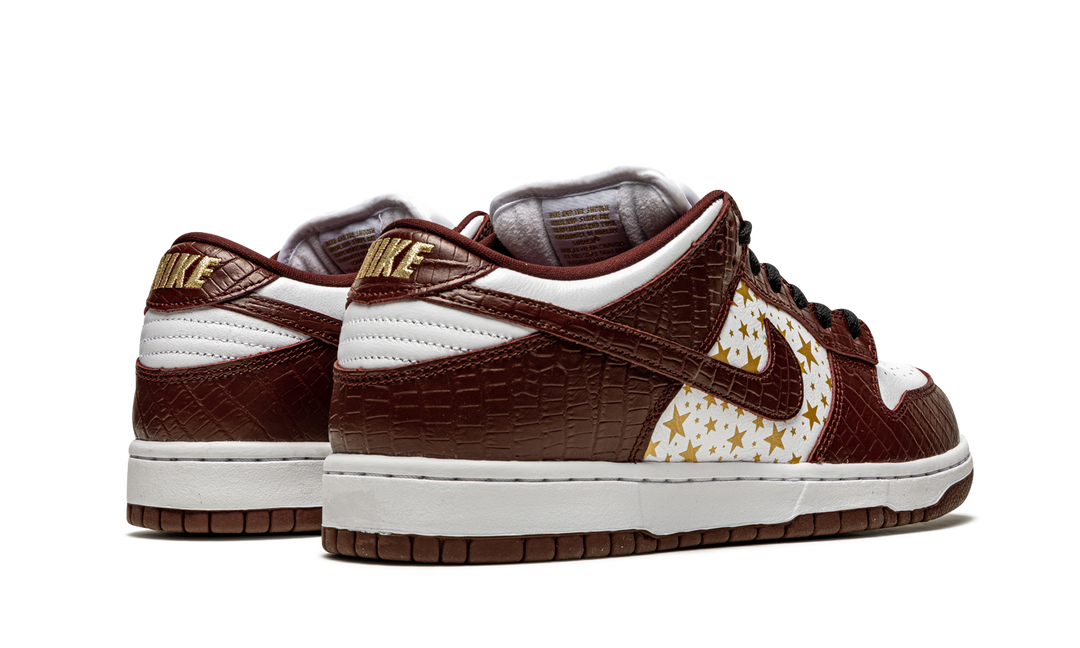 SUPREME X NIKE SB DUNK LOW STARS BARKROOT BROWN