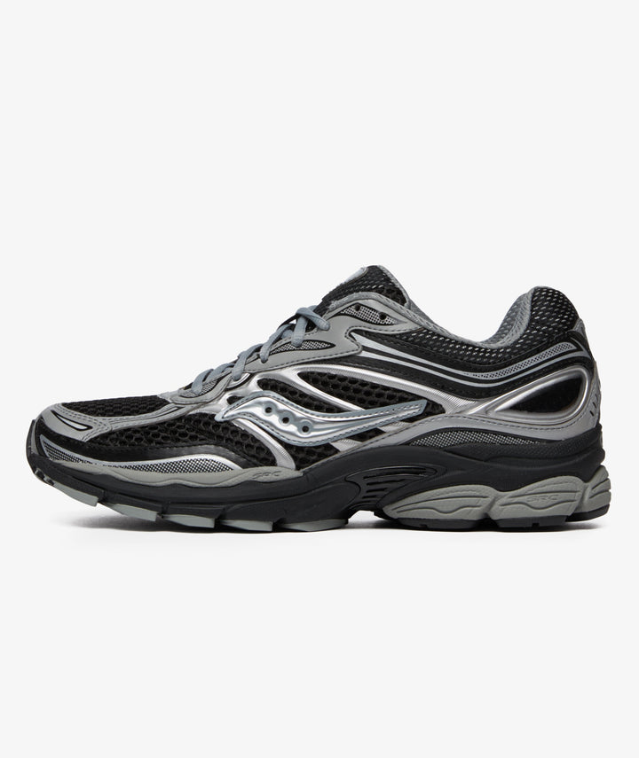 SAUCONY PROGRID OMNI 9 &