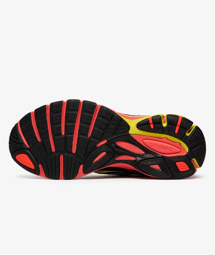 SAUCONY GUIDE 7 CANARY — Stock 