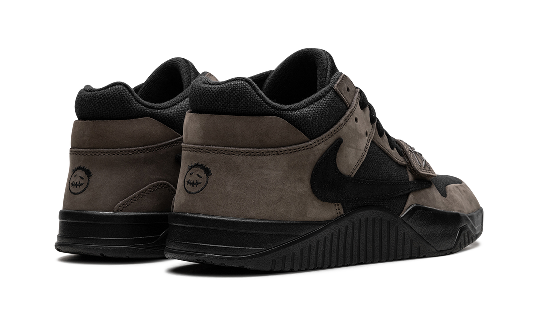 NIKE TRAVIS SCOTT X JORDAN JUMPMAN JACK TR DARK MOCHA