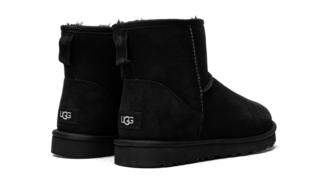 UGG CLASSIC MINI BOOT BLACK