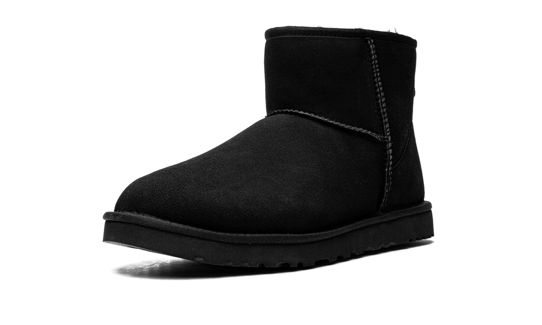 UGG CLASSIC MINI BOOT BLACK