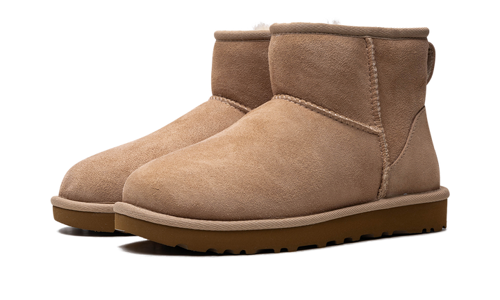 UGG CLASSIC MINI II BOOT SAND WOMENS