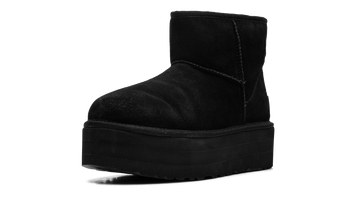 UGG CLASSIC MINI PLATFORM BOOT BLACK (WOMEN'S) — Stock