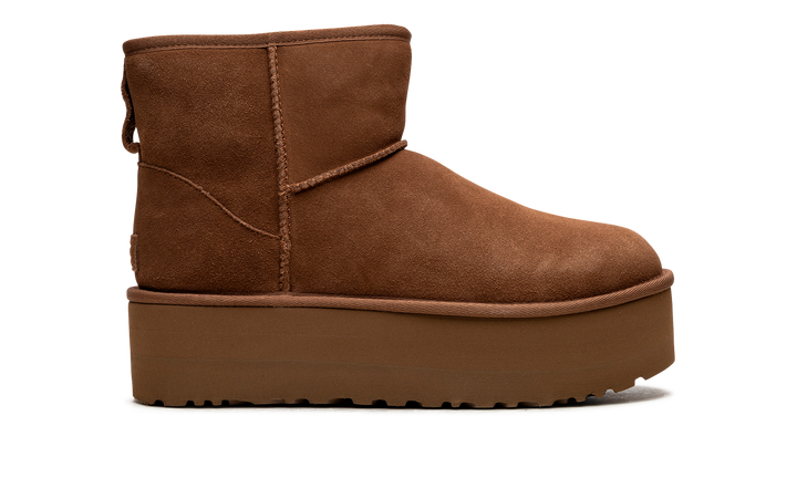 UGG CLASSIC MINI PLATFORM BOOT CHESTNUT (WOMEN&
