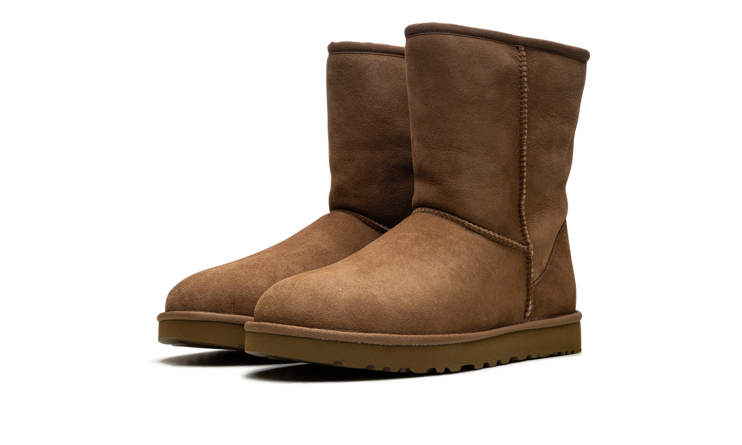 UGG CLASSIC SHORT II BOOT CHESTNUT WOMENS