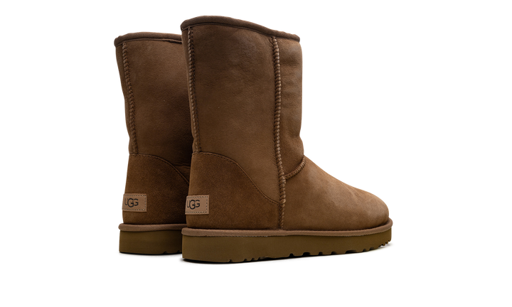 UGG CLASSIC SHORT II BOOT CHESTNUT WOMENS