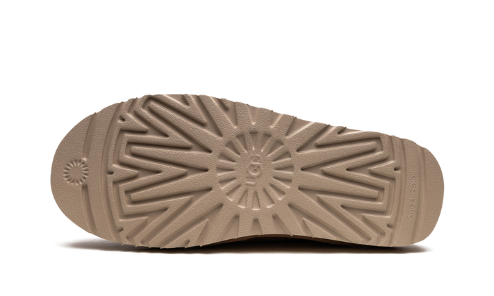 UGG CLASSIC SLIP-ON CHESTNUT