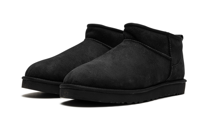 UGG CLASSIC ULTRA MINI BOOT BLACK