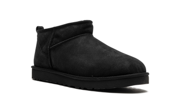 UGG CLASSIC ULTRA MINI BOOT BLACK — Stock