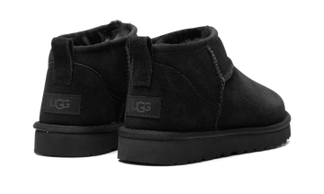 UGG CLASSIC ULTRA MINI BOOT BLACK (WOMEN'S) — Stock