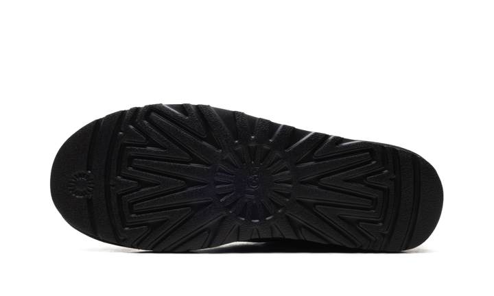 UGG CLASSIC ULTRA MINI BOOT PALACE X LOONEY TUNES BLACK