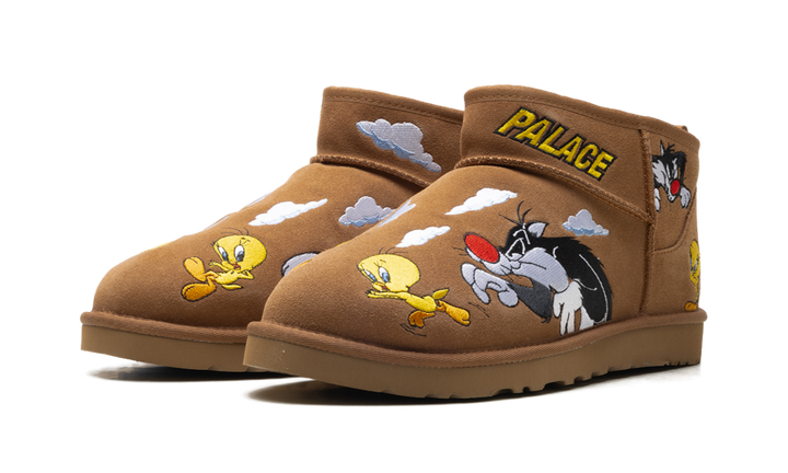 UGG CLASSIC ULTRA MINI BOOT PALACE X LOONEY TUNES CHESTNUT